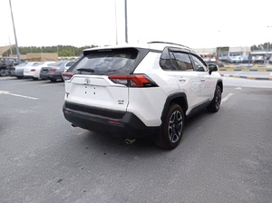 Toyota RAV4 XLE 2.5L 2024 Usado, 270hp, 4x4, Gasolina, 2 Ejes, 4 Cilindros, Euro 6e, Transmisión Automática, Volante a la Izquierda - Product Image 5