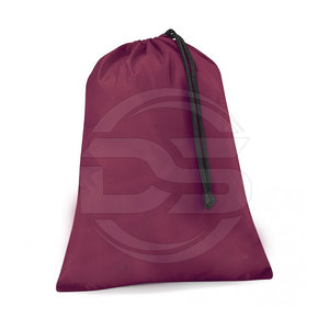 Sac d'équipement de football à drapeau lavable conçu sur mesure à la mode et à bas prix en vente - Product Image 4