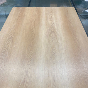 Suelos de vinilo de lujo al por mayor, precio de fábrica, tablones de vinilo de roble de 5 mm y 6 mm, 20 mil, diseño de roble impermeable - Product Image 5