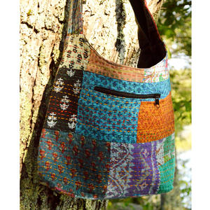 Hermosos bolsos de hombro de retazos de algodón - Product Image 1