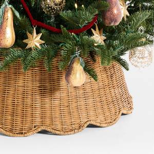 กระโปรงต้นคริสต์มาสลายหอยเชลล์ขายดี ผลิตในเวียดนาม ขนาดเส้นผ่านศูนย์กลาง 22-27 นิ้ว สูง 11 นิ้ว บริษัท ซอน ตรา คราฟท์ จำกัด - Product Image 1