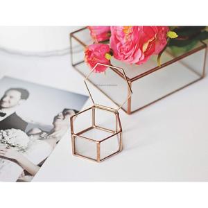 Design exclusif Hexagone Métal et Verre Mini Bijoux Présentoir Organisateur Boîte Anneau Boucle D'oreille Or Rose Boîtes De Rangement - Product Image 2
