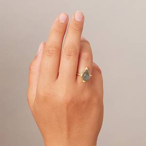 Nouvelle conception pour les femmes, bague en labradorite, anneaux en argent sterling 925, anneaux de luxe à la vente chaude, pierre précieuse grise irisée à bas prix - Product Image 4