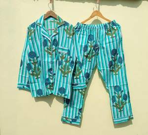 ชุดนอนผ้าฝ้ายพิมพ์ลายบล็อกกลางคืนแบบลำลองสำหรับผู้หญิงชุดเพื่อนเจ้าสาวแบบครอสโอเวอร์ทำมือพร้อมคุณสมบัติปิดตอนกลางคืน - Product Image 1