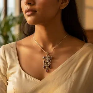 Collier pendentif en argent 925 avec grenat taille coussin, géométrique, plaqué or blanc rhodié, chaîne gourmette pour femme, bijou cadeau - Product Image 2