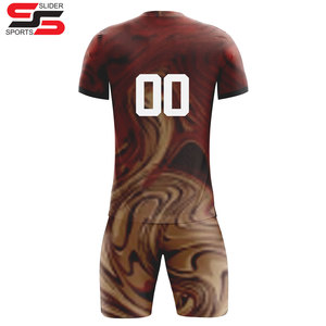 Ensemble de maillots de football avec logo personnalisé pour hommes uniformes sportifs avec kit de football pour vêtements de football - Product Image 2