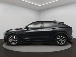 Ford Mustang Mach-E Premium 2021, conduite à gauche - Product Image 2