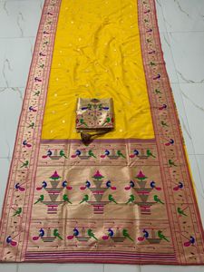 Sari de Fiesta para Mujer, Diseño Moderno, Kanjivaram Paithani Banarasi, Seda Suave, Imitación de Piel, Estampado Digital, por Fab Zone - Product Image 2