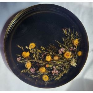Plateau de service en résine de qualité supérieure fabriqué à la main, pièce unique avec une qualité et un matériau extra optimales à un prix très élevé - Product Image 6