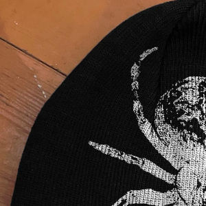 Gorro de punto Jacquard de marca personalizada OEM, gorro de invierno con lazos de puntos, camuflaje para actividades al aire libre a la moda, equipos de uso en la playa - Product Image 2