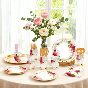 Ensemble de vaisselle jetable pour mariage, bannière en papier fleuri, nappe, assiettes, gobelets, couverts de style jardin pour réception - Product Image 4