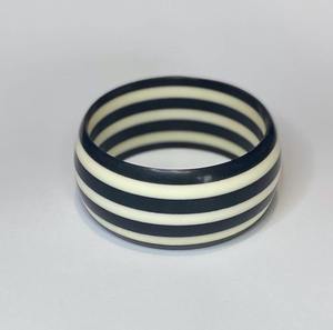 Nouveauté mode nouveauté vente en gros gros gros gros gros Bracelet large coloré Bracelet non décoloration Bracelet résine acrylique Bracelets femmes - Product Image 6