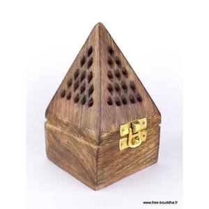 Brûleur d'encens de forme triangulaire essentiel d'aromathérapie de maison et de bureau d'artisanat en bois de sésame de haute qualité en vente! - Product Image 6