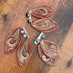 Nueva llegada estilo occidental tallado a mano pendientes de cuero mujeres lindo pendiente de lágrima de moda joyería de moda de cuero - Product Image 5