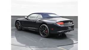Be-ntl-ey Continental GT S Convertible 2024 Usado en Excelentes Condiciones - Product Image 5