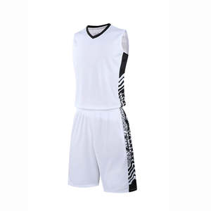 Uniforme de Baloncesto de Último Diseño, Logotipo Personalizado, Uniforme de Baloncesto de Color Sólido - Product Image 2