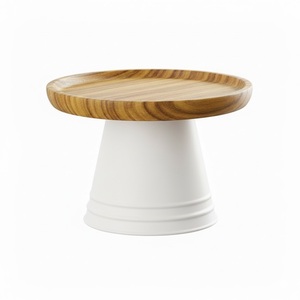 Support à gâteau rond à un étage en bois naturel et base en cuivre antique de style vintage, plateau de service pour la présentation de desserts - Product Image 3
