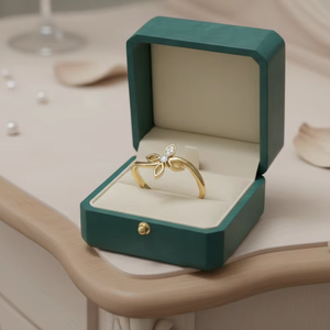 แหวนเพชรรักบานสะพรั่ง 4 แฉก ดีไซน์ดอกไม้ ทอง 14K สำหรับผู้หญิง - Product Image 5