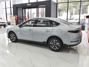 BYD Qin Plus DM-i Sedán Híbrido Enchufable 2026, Vehículo Eléctrico de Nueva Energía con 210 km de Autonomía para EAU - Product Image 2