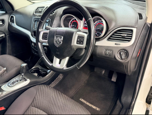 Auto Usado de Calidad a Precio Accesible, Dodge Journey 2013, 3.6 V6 S-XT, Automático, Volante a la Derecha - Product Image 2
