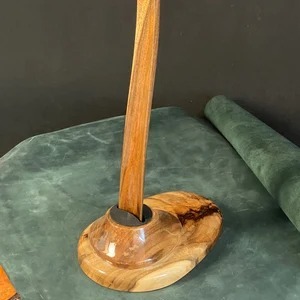 แตรรองเท้าไม้ดีไซน์เนอร์พร้อมที่จับตามหลักสรีรศาสตร์ขัดเงาดีไซน์หรูหราเหมาะสำหรับบ้านสำนักงานและเป็นของขวัญ - Product Image 3