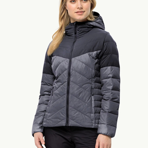 Vestes en duvet personnalisées pour femmes pour l'hiver Vestes à bulles respirantes en nylon/polyester avec décoration à rivets Tissu en toile - Product Image 1