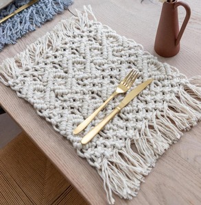 2024 nappe en macramé haute vente tricotée à la main en coton tissé tapis de Table rectangulaire élégant décor de maison et de salle à manger - Product Image 2