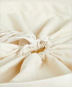 Bolsa de lavandería de lona de algodón resistente y ecológica con cierre de cordón estilo de moda dormitorios universitarios apartamentos uso doméstico - Product Image 2