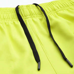 Short de gym personnalisé avec logo brodé à prix raisonnable pour hommes, vêtements de fitness pour les meilleurs shorts de gym pour hommes avec logo brodé à façon 2025 - Product Image 4