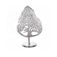 Fer forgé assis homme Figurine Sculpture objet solide pour intérieur personnalisé maison Art moderne Sculpture grande Statue murale en métal