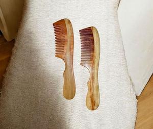 Peigne à cheveux en bois écologique avec petite poignée durable Logo personnalisable pour la maison et le salon - Product Image 2