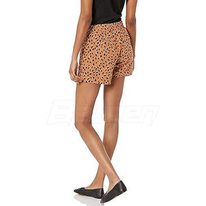 2024 Shorts de sport pour femmes de qualité supérieure personnalisés tissu respirant de haute qualité taille élastique nouvelle vente chaude approvisionnement en gros - Product Image 2