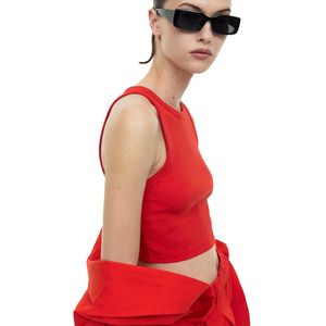 Crop top sans manches en jersey de coton 250 GSM, style streetwear, couleur rouge, pour femmes, best-seller, en vente - Product Image 1