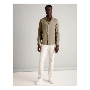 Camisa de Hombre de Tela Premium Creada para Largas Horas de Uso con Ajuste Cómodo y Estilo Profesional Elegante - Product Image 2