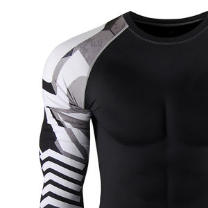Vente en gros de maillots de compression unisexes personnalisés à coupe musclée, impression par transfert thermique, vêtements de sport respirants UPF50 - Product Image 5