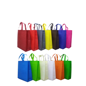 Sac fourre-tout écologique en non-tissé durable personnalisé à haute résistance avec bandoulière pour le transport quotidien des courses - Product Image 1