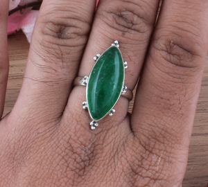 Bague en argent sterling faite à la main Aventurine verte Marquise Gemstone, Bijoux de déclaration uniques Bijoux de déclaration uniques - Product Image 3