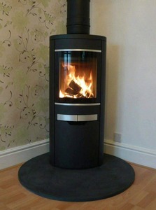 Technologie de chauffage avancée Poêle à granulés de bois haute capacité Utilisation de carburant écologique Moderne pour les villas Grande trémie de production de chaleur - Product Image 6