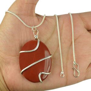 Pendentif en cristal d'agate rouge naturel de qualité supérieure, forme ovale, avec fil, pour la fabrication de bijoux et les cadeaux, en vente - Product Image 3