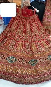 Elégante robe georgette brodée pour femme, parfaite pour les célébrations traditionnelles, les réceptions et les fêtes - Product Image 3