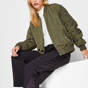 แจ็กเก็ตทิ้งระเบิดสำหรับผู้หญิงและผู้ชายผ้าซาตินสีชมพูเสื้อแจ็กเก็ตบอมเบอร์สำหรับสตรีทแวร์ผลิตตามสั่งใหม่2025 - Product Image 2