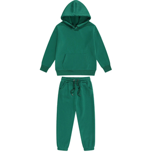 Ensemble de survêtement de sport d'hiver uni sans couture avec logo personnalisé pour enfants et adultes, idéal pour l'entraînement de football et le jogging - Product Image 4