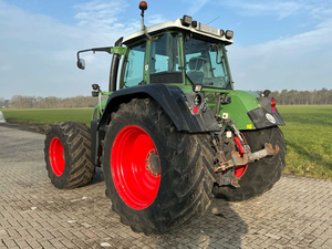 Tractor Agrícola F-E-N-D-T 820 V-A-R-IO T-M-S A-L-L-W-H-E-E-L D-R-I-V-E de 2007 - Product Image 3