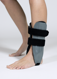 Protector de Tobillo MEDICALAB, Duradero, Protección Profesional, Multimaterial (Plástico/Poliéster/Nailon/Algodón/FRP), Unisex, con Cierre de Gancho y Bucle - Product Image 6