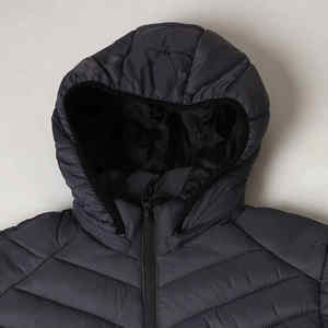 Chaqueta de Plumón para Hombre, Estilo Moderno, de Fábrica, de Primera Calidad, Hecha de Nailon y Poliéster, Chaquetas de Moda con Burbujas - Product Image 6