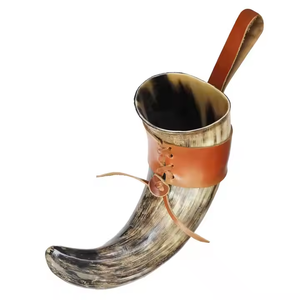 Tasse à corne à boire Viking taille personnalisable faite à la main tasses Viking corne à boire de buffle naturel corne à boire de bière os original - Product Image 1