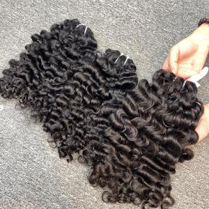 Extensiones de cabello virgen vietnamita rizado Bermese Cabello humano crudo que teje de Vietnam - Product Image 1