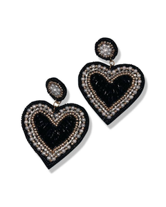 Pendientes Huggie hechos a mano para el Día de San Valentín, diseño de semillas de corazón bordado con cuentas a la moda de la India para mujeres de glowin fashion - Product Image 1
