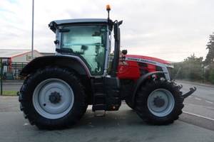 Massey Ferguson 8S.225 Tractor a pie a la venta Buen estado Componentes centrales Cojinete Motor Caja de cambios 210HP Motor Yunnei - Product Image 5