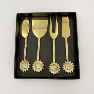 Juego de Cuchillos para Queso Clásicos de Nuevo Diseño con Mango de Latón para Uso en el Hogar, Cocina, Bodas y Regalos al Precio Más Bajo - Product Image 2